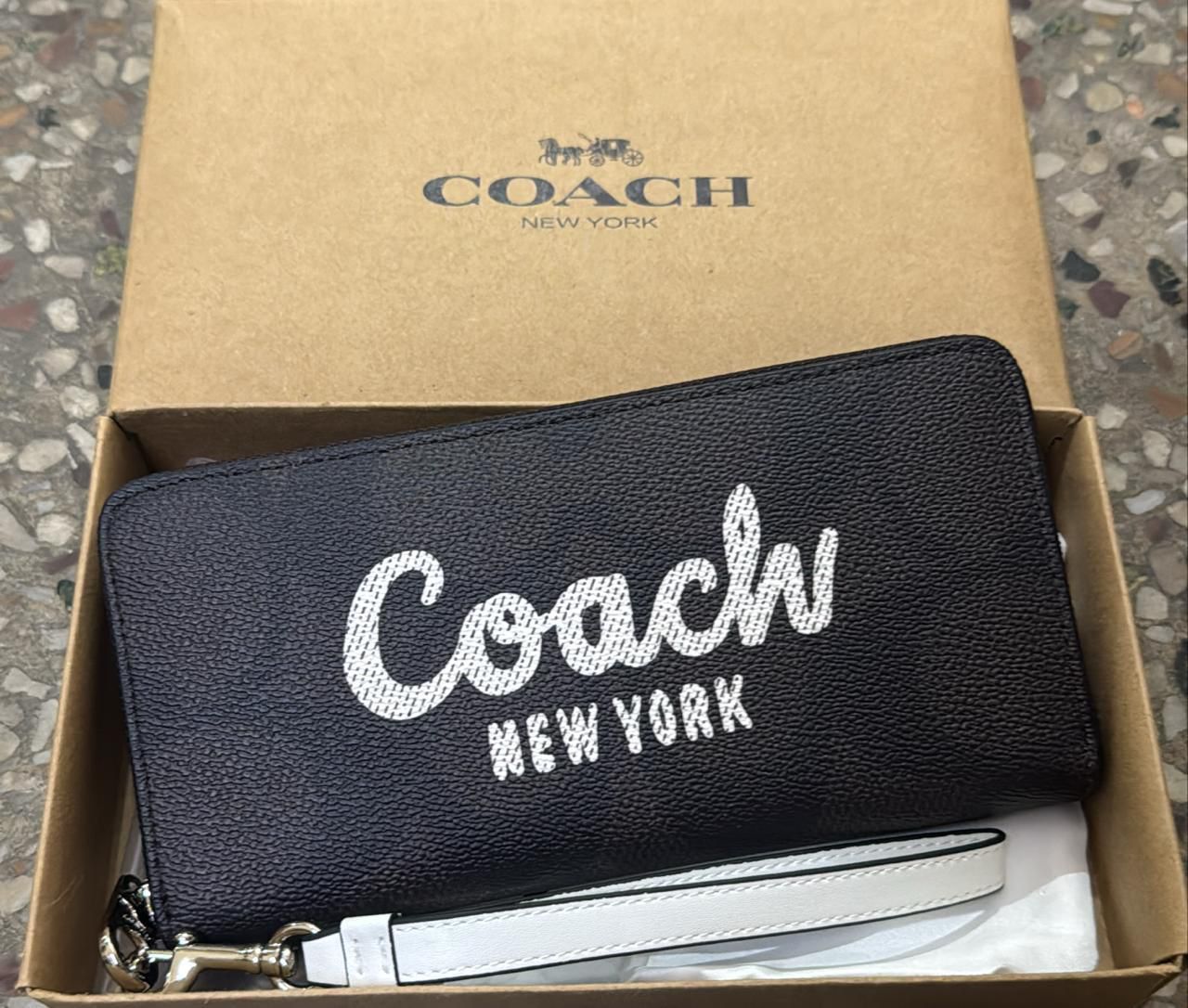 Buy First Copy Coach Big Size Multi Design Wallets For Women - Master Quality 7A Mirror at Lowest Price Online India