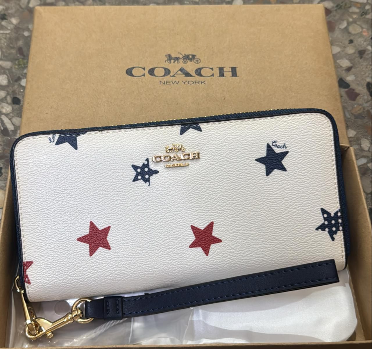 Buy First Copy Coach Big Size Multi Design Wallets For Women - Master Quality 7A Mirror at Lowest Price Online India