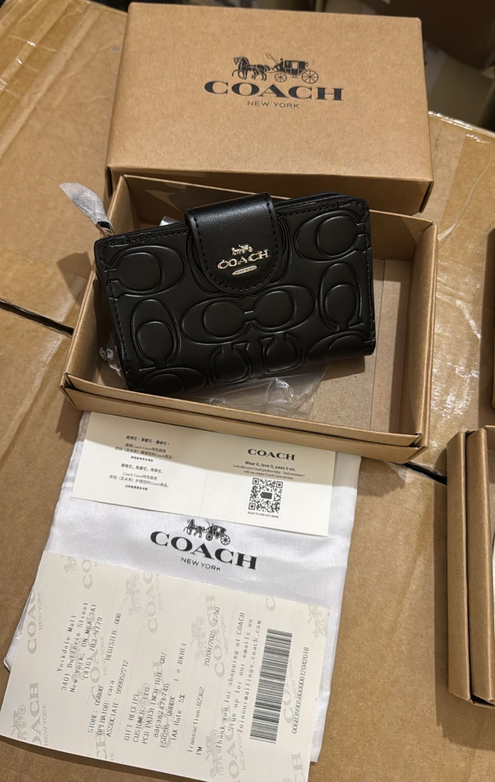 Buy First Copy Coach Mini Wallets For Ladies - Master Quality 7A Mirror at Lowest Price Online India