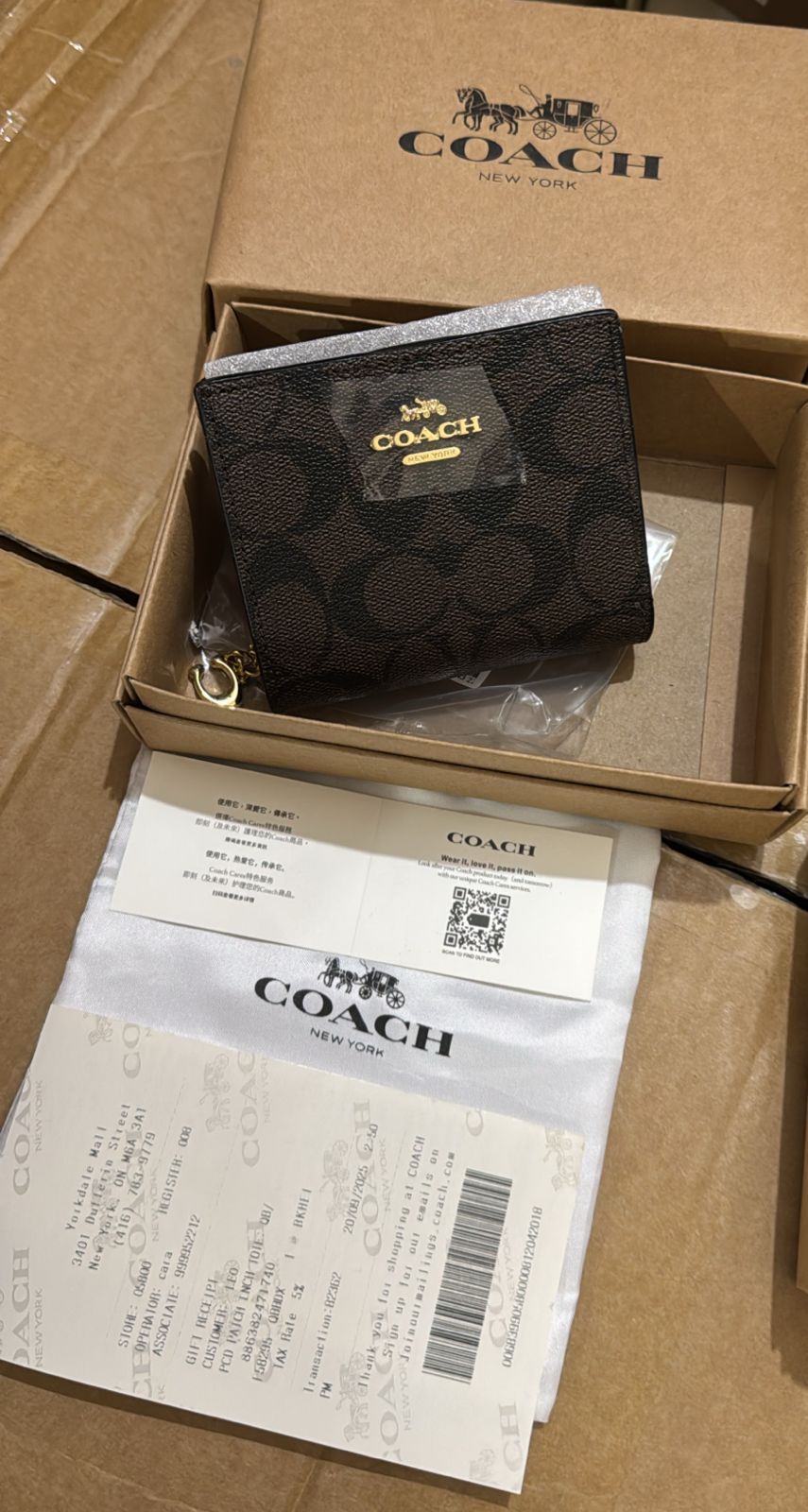 Buy First Copy Coach Mini Wallets For Ladies - Master Quality 7A Mirror at Lowest Price Online India