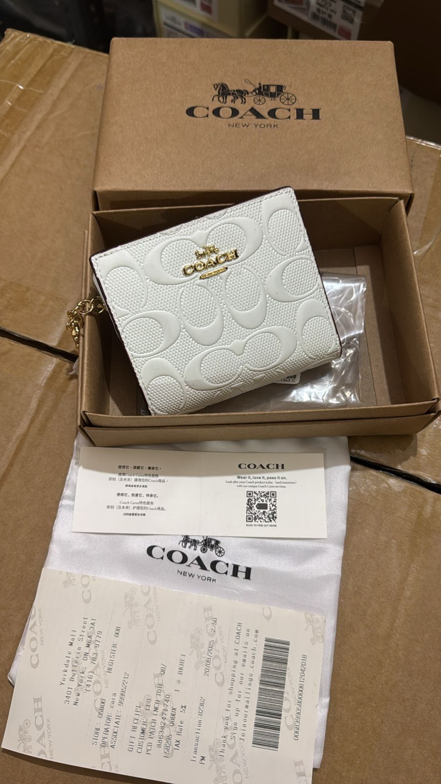 Buy First Copy Coach Mini Wallets For Ladies - Master Quality 7A Mirror at Lowest Price Online India