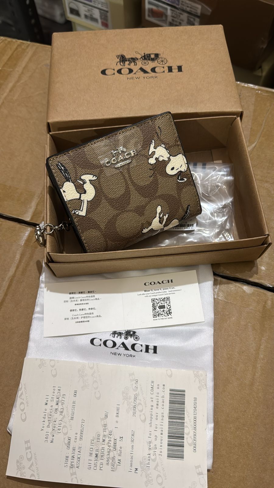 Buy First Copy Coach Mini Wallets For Ladies - Master Quality 7A Mirror at Lowest Price Online India