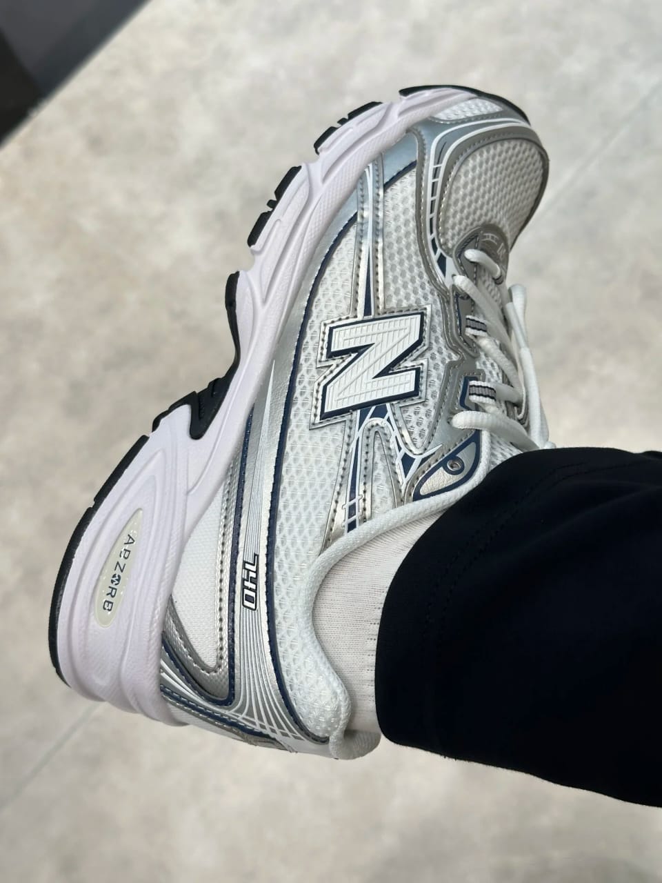 Buy First Copy New Balance 740 Running Shoes For Men - Master Quality 7A Mirror at Lowest Price Online India