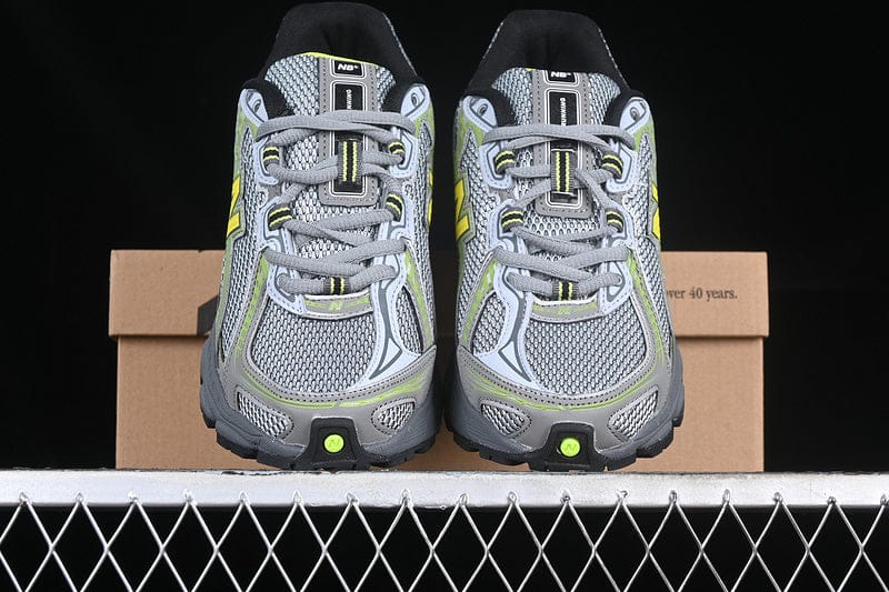 Buy First Copy New Balance 740 Running Shoes For Men - Master Quality 7A Mirror at Lowest Price Online India