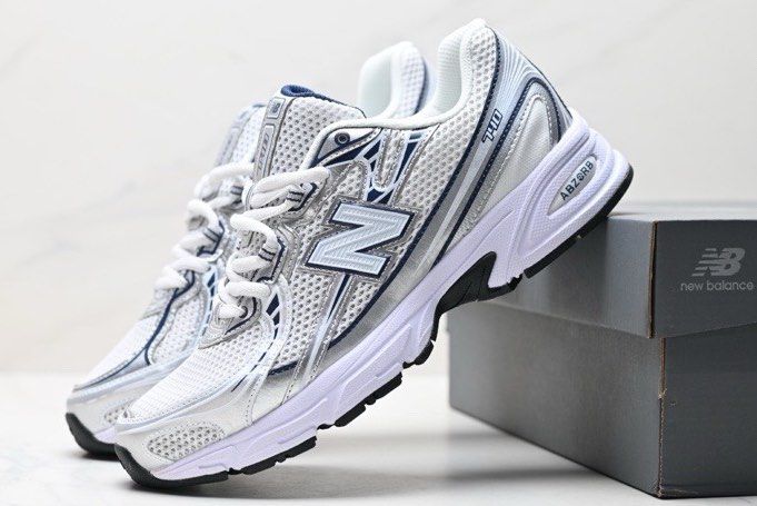 Buy First Copy New Balance 740 Running Shoes for Women - Master Quality 7A Mirror at Lowest Price Online India