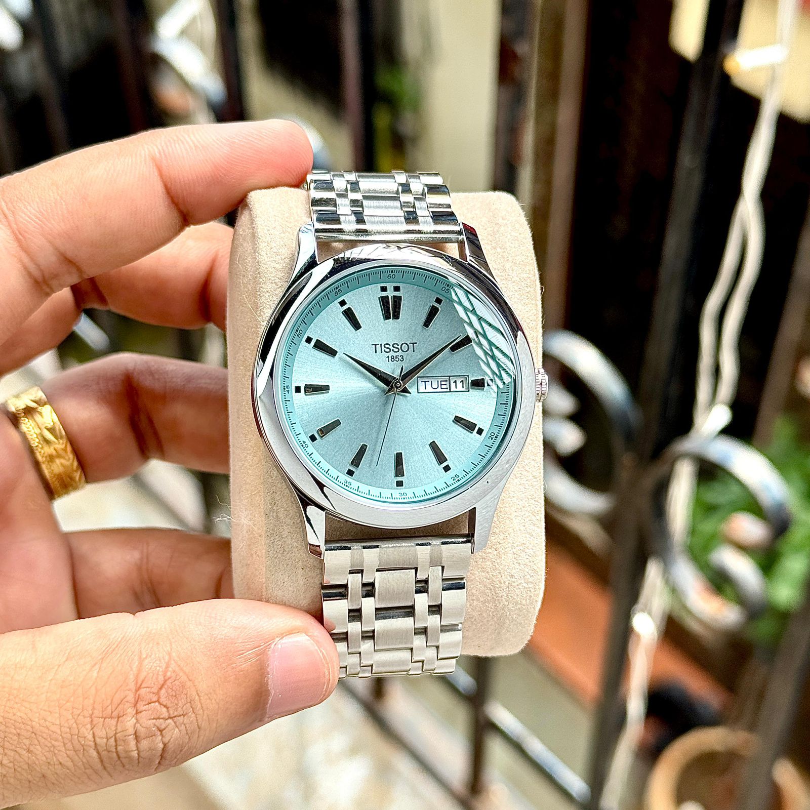 Buy First Copy Tissot 1853 Gentleman Silver Dial Day-Date Stainless Steel 42mm Quartz Movement Men’s Watch - Master Quality 7A Mirror at Lowest Price Online India