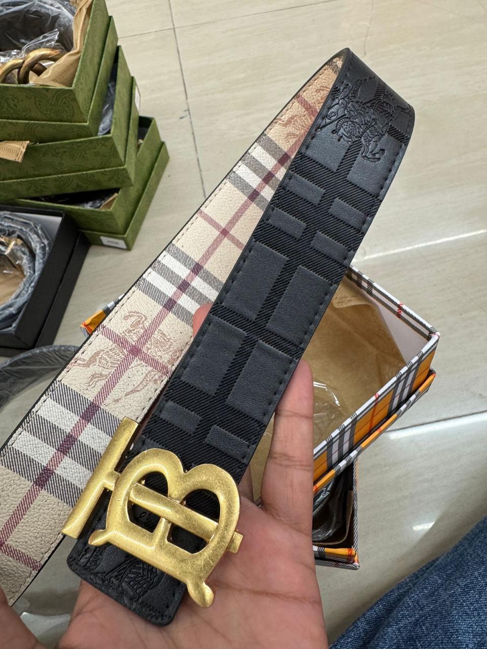 Buy First Copy Burberry TB Reversible Unisex Belt - Master Quality 7A Mirror at Lowest Price Online India