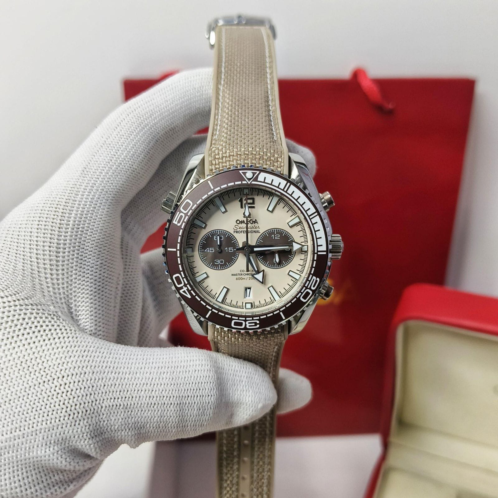 Buy First Copy Omega Seamaster Planet Ocean 600M Men’s 41mm Chronograph Watch - Master Quality 7A Mirror at Lowest Price Online India