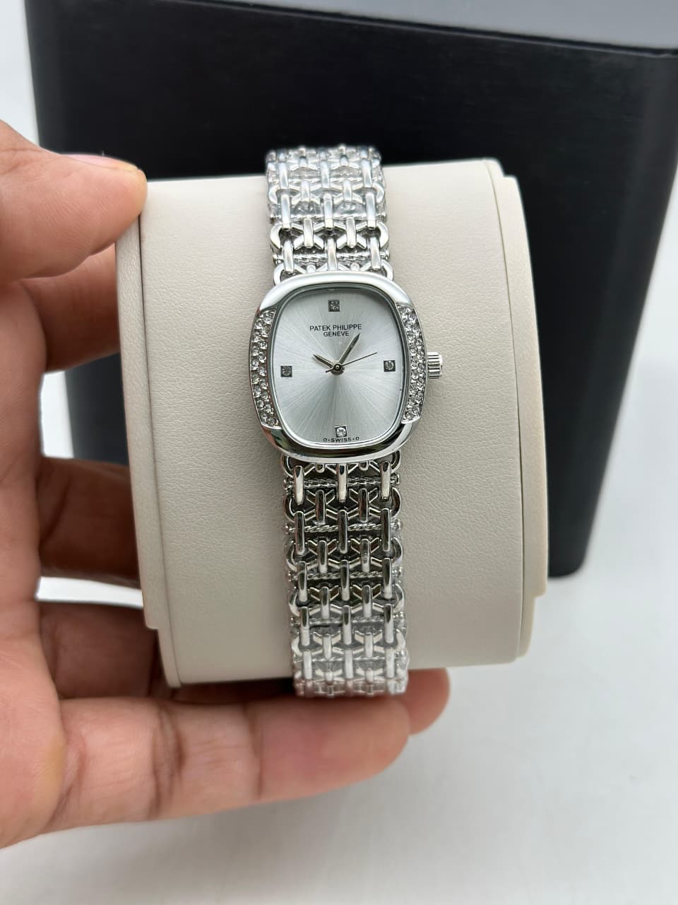 Buy First Copy Patek Philippe Women’s Watches Luxury Collection - Master Quality 7A Mirror at Lowest Price Online India