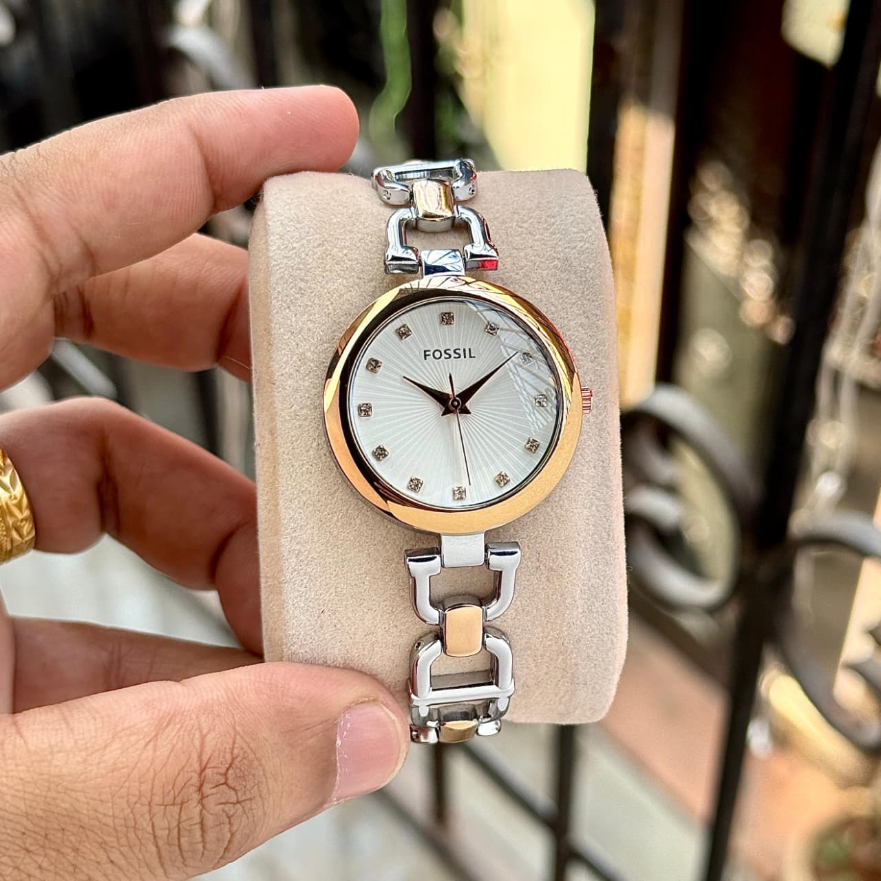 Buy First Copy Fossil Women’s Olive Series Watch 28mm - Master Quality 7A Mirror at Lowest Price Online India