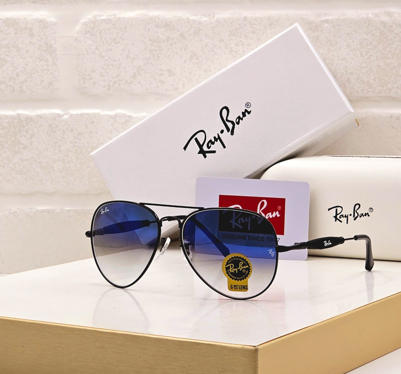 Buy First Copy Ray-Ban Aviator Men's Sunglasses – premium 1:1 master replica with original box packaging. Cash on Delivery available, Free shipping across India, Pan India delivery, UV400 protection lenses