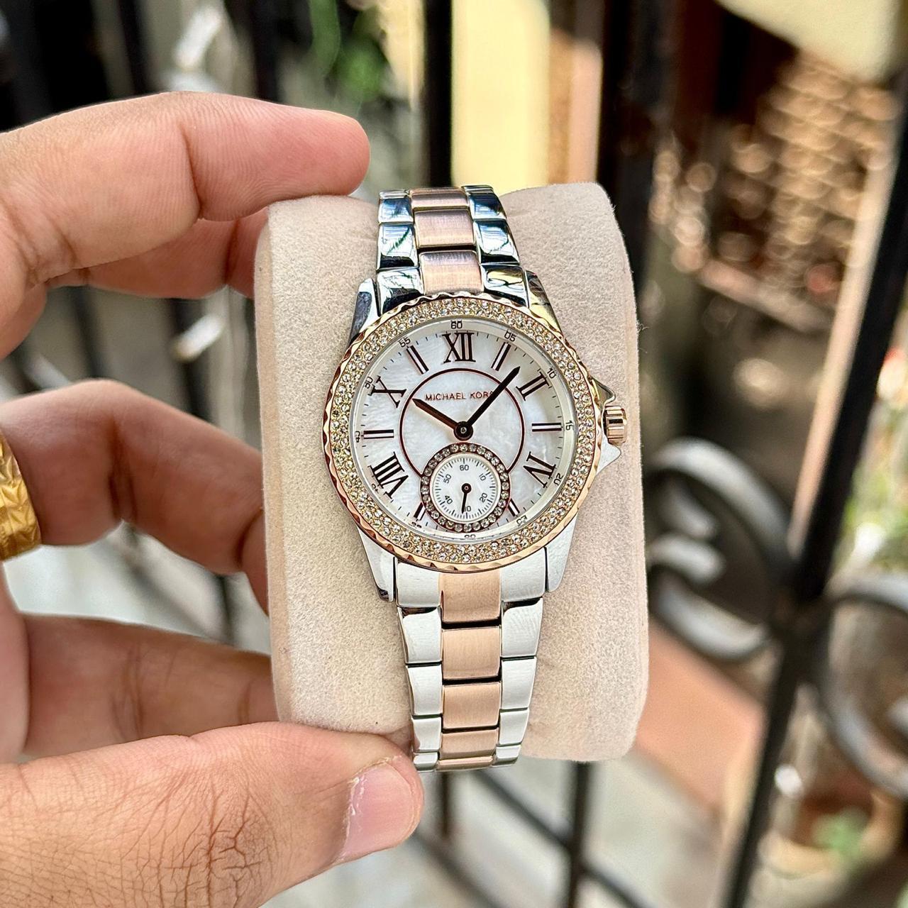 Buy First Copy Michael Kors Everest Women’s Premium Collection Watch 32mm - Master Quality 7A Mirror at Lowest Price Online India