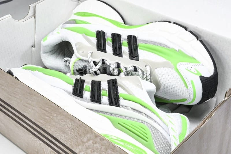 Buy First Copy Adidas jellyfish Retro Running Shoes For Men - Master Quality 7A Mirror at Lowest Price Online India