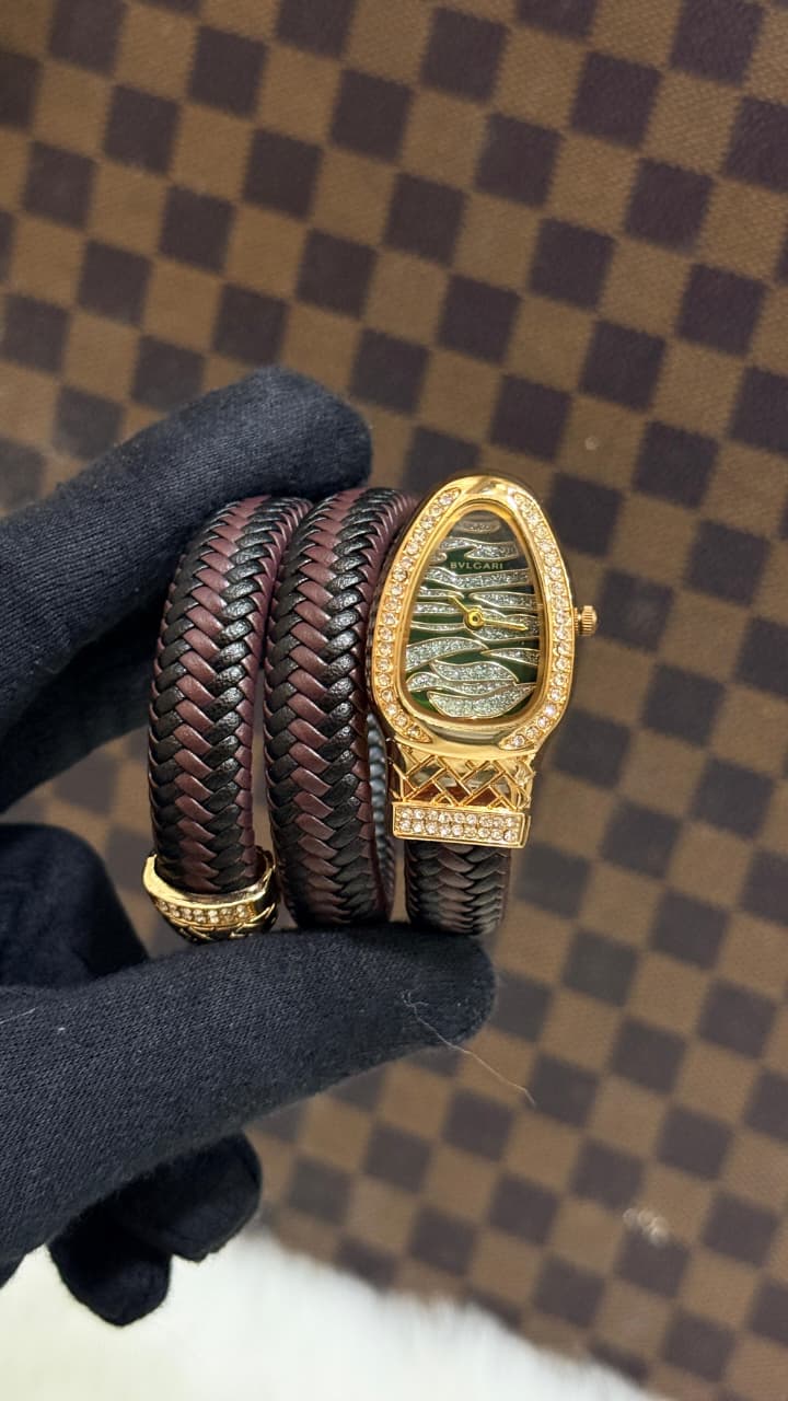 Buy First Copy BVLGARI Serpenti Tubogas Diamond Edition Women’s Watch - Master Quality 7A Mirror at Lowest Price Online India