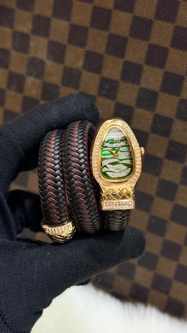 Buy First Copy BVLGARI Serpenti Tubogas Diamond Edition Women’s Watch - Master Quality 7A Mirror at Lowest Price Online India