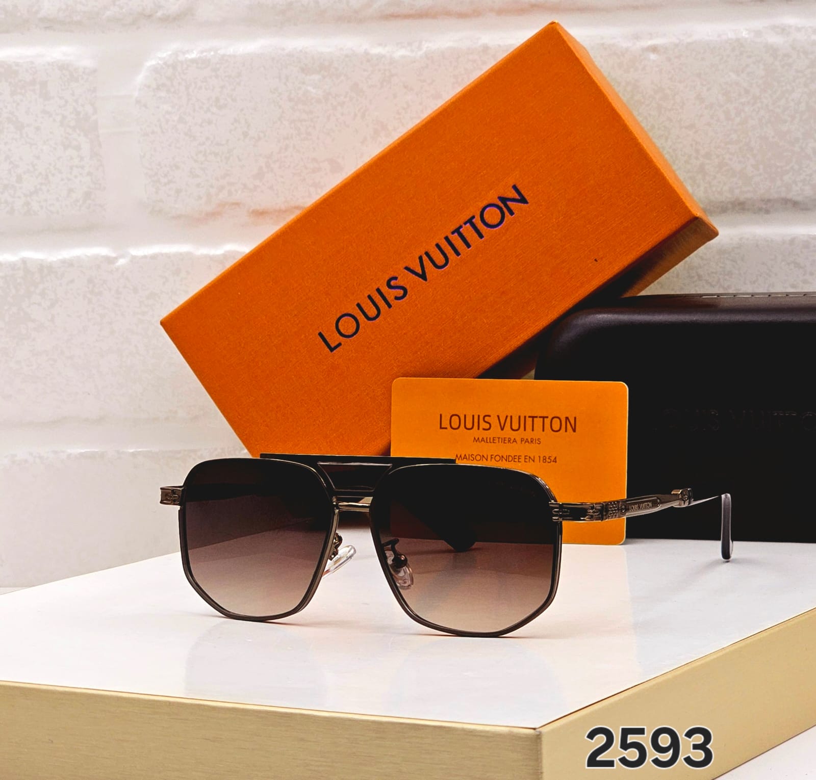 Buy First Copy Louis Vuitton Square Aviator Unisex Sunglasses - Master Quality 7A Mirror at Lowest Price Online India