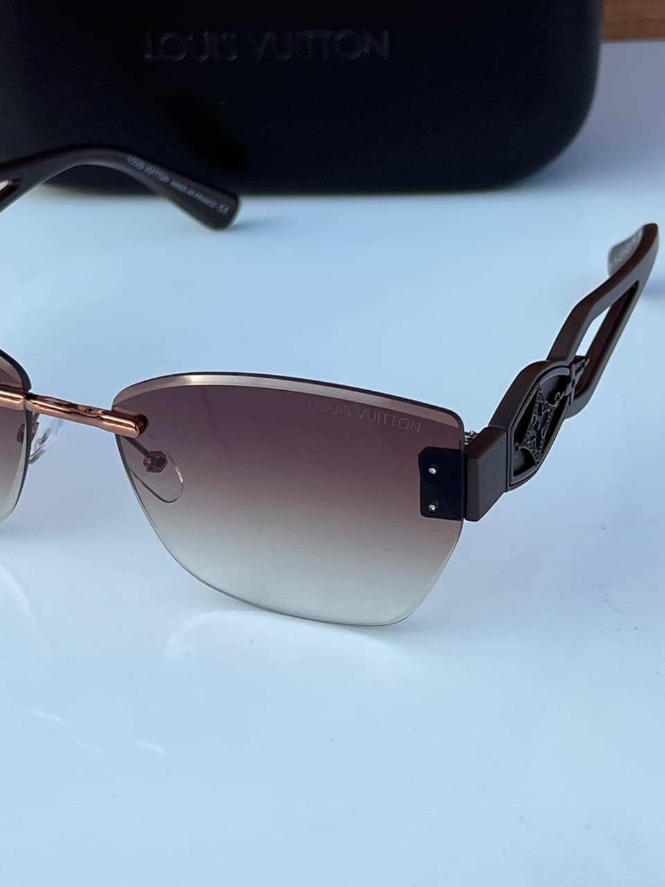 Buy First Copy Louis Vuitton Unisex Rimless Sunglasses - Master Quality 7A Mirror at Lowest Price Online India