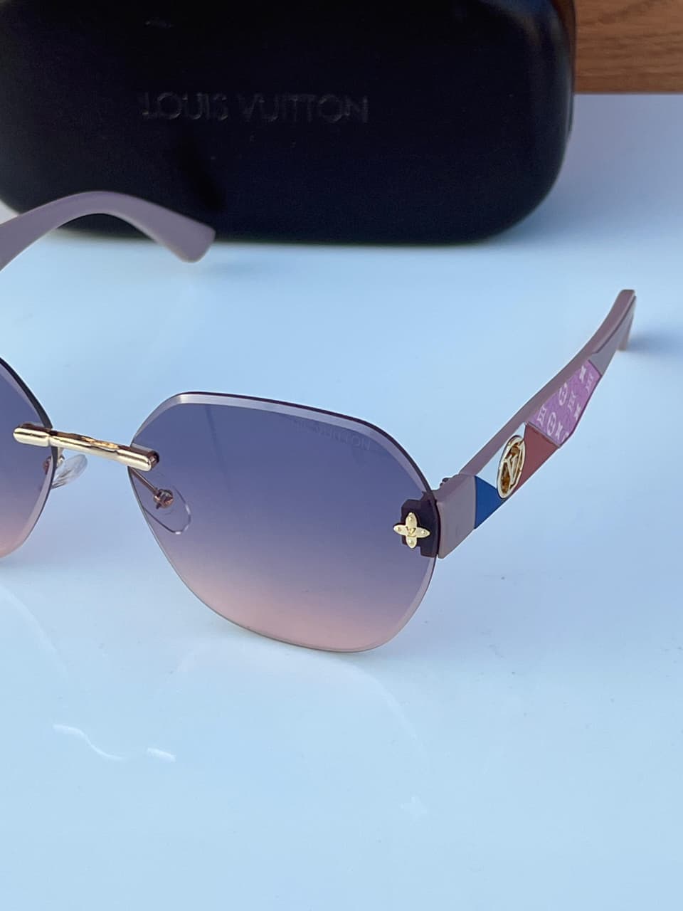 Buy First Copy Louis Vuitton Rimless Women’s Sunglasses - Master Quality 7A Mirror at Lowest Price Online India