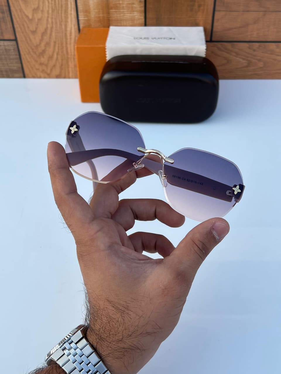 Buy First Copy Louis Vuitton Rimless Women’s Sunglasses - Master Quality 7A Mirror at Lowest Price Online India