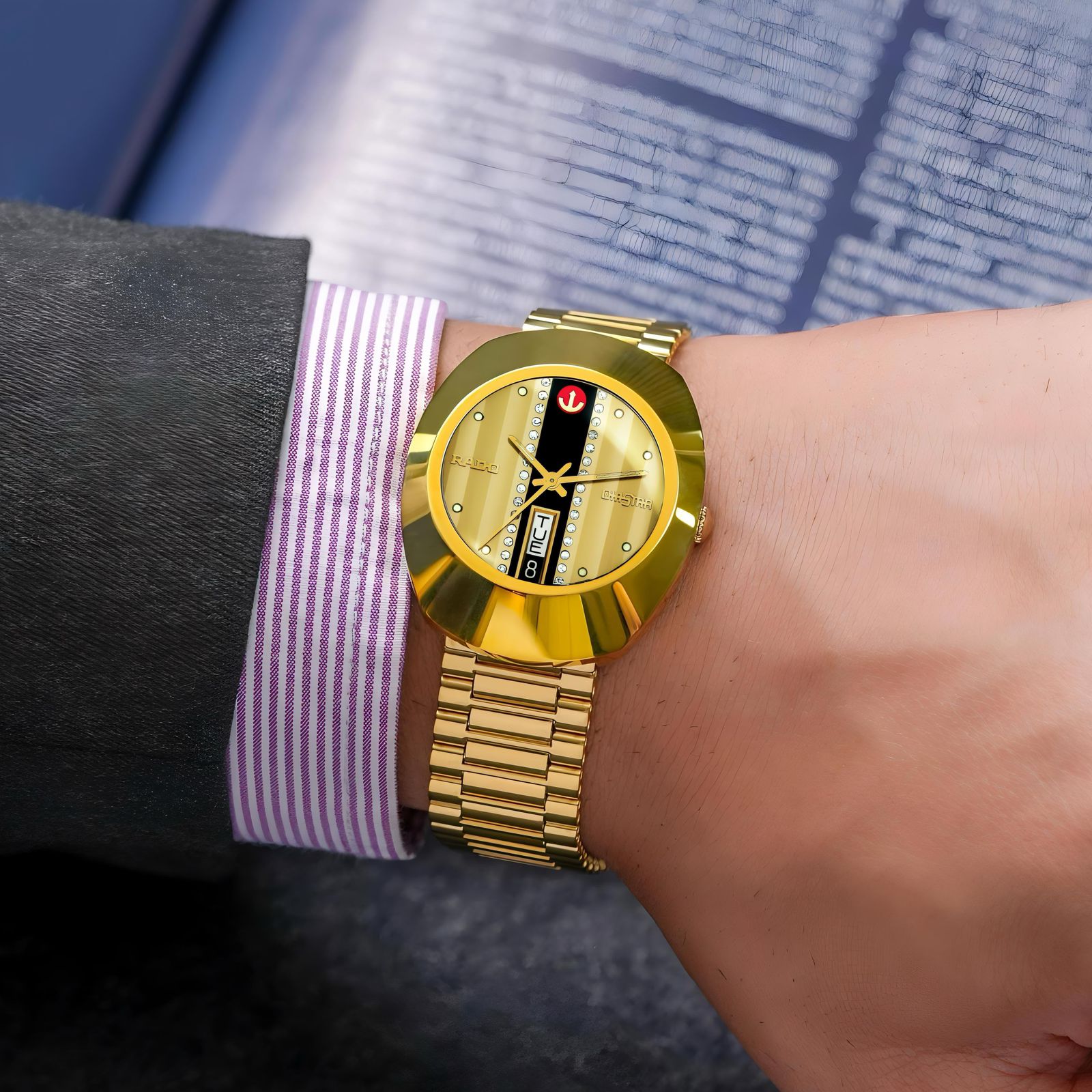 Buy First Copy Rado Diastar Gold Day Date Stainless Steel 35mm Automatic Men’s Watch - Master Quality 7A Mirror at Lowest Price Online India