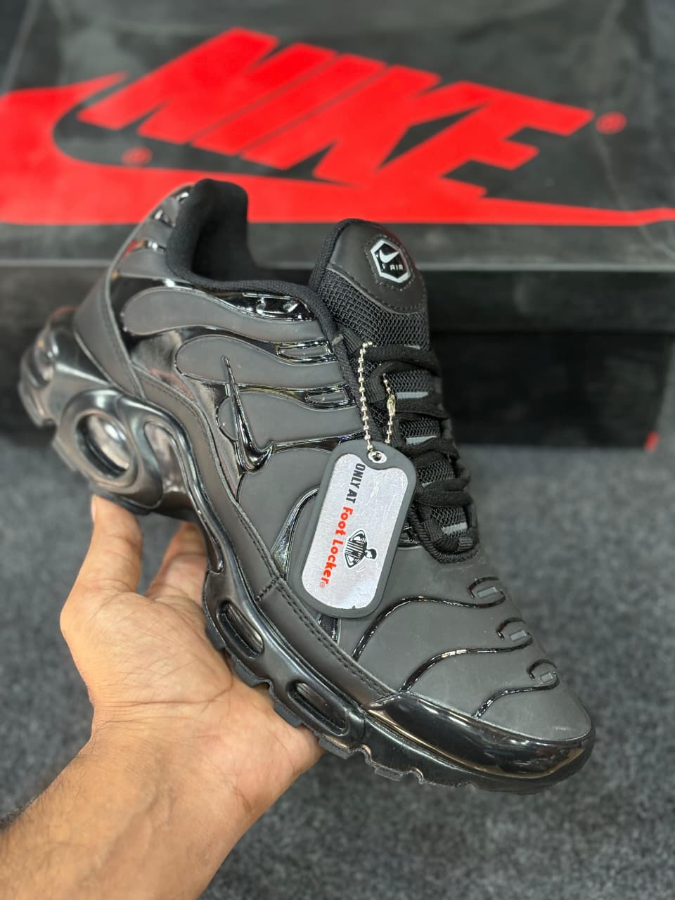 Buy First Copy Nike Air Max Plus TN Men’s Sneakers - Master Quality 7A Mirror at Lowest Price Online India