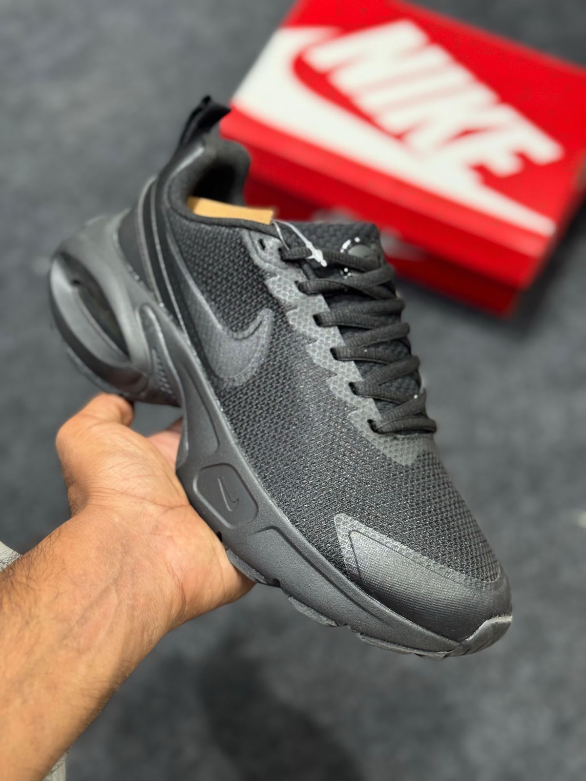 Buy First Copy Nike air max EN jewel Men’s Shoes - Master Quality 7A Mirror at Lowest Price Online India