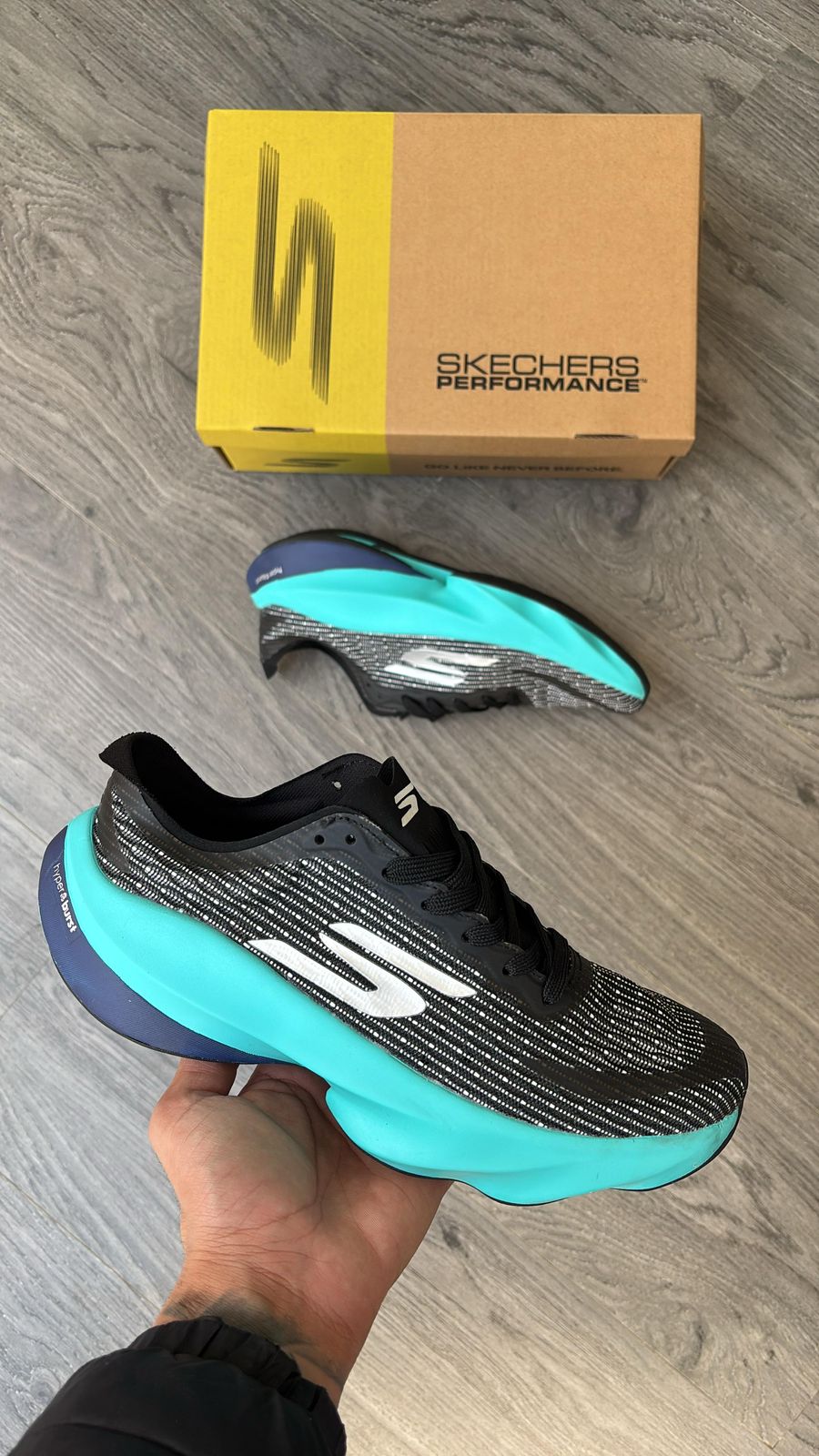 Buy First Copy Skechers AERO Tempo Men’s Shoes - Master Quality 7A Mirror at Lowest Price Online India