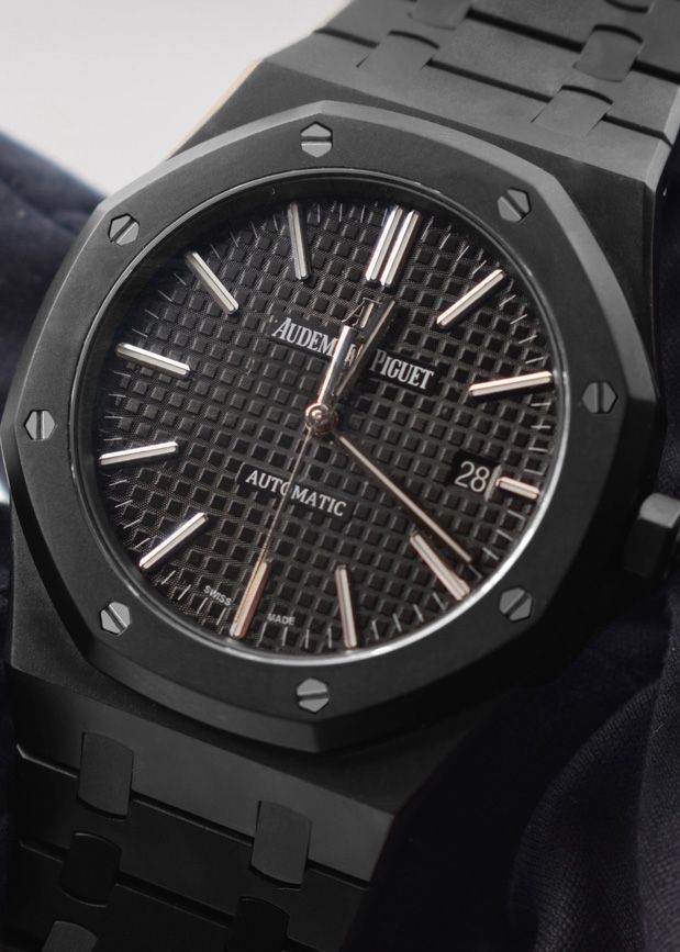 Buy First Copy Audemars Piguet Royal Oak Stainless Steel Black 43mm Quartz Movement Men’s Watch - Master Quality 7A Mirror at Lowest Price Online India