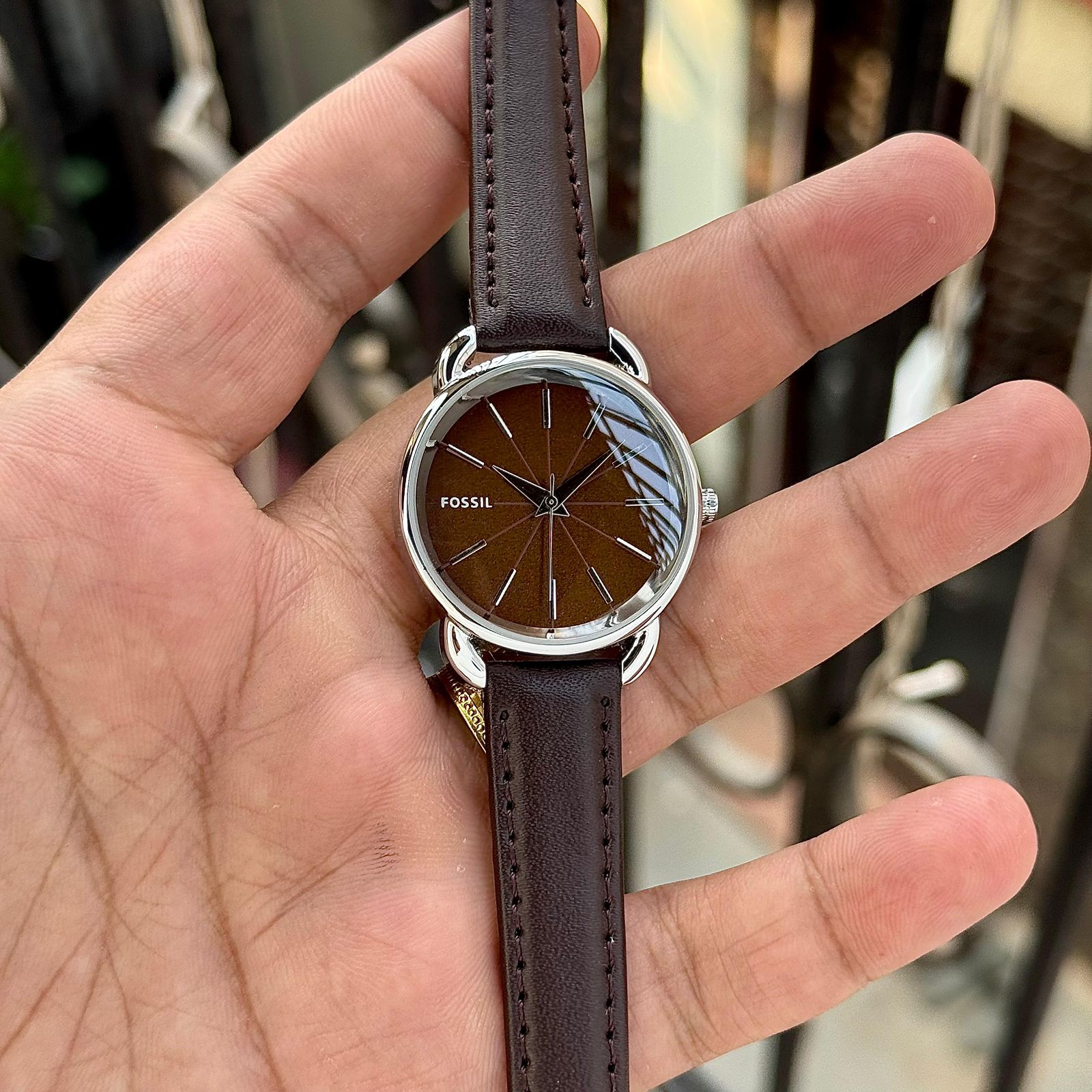 Buy First Copy Fossil Tailor ES4421 Leather Strap 33mm Quartz Movement Women’s Watch - Master Quality 7A Mirror at Lowest Price Online India