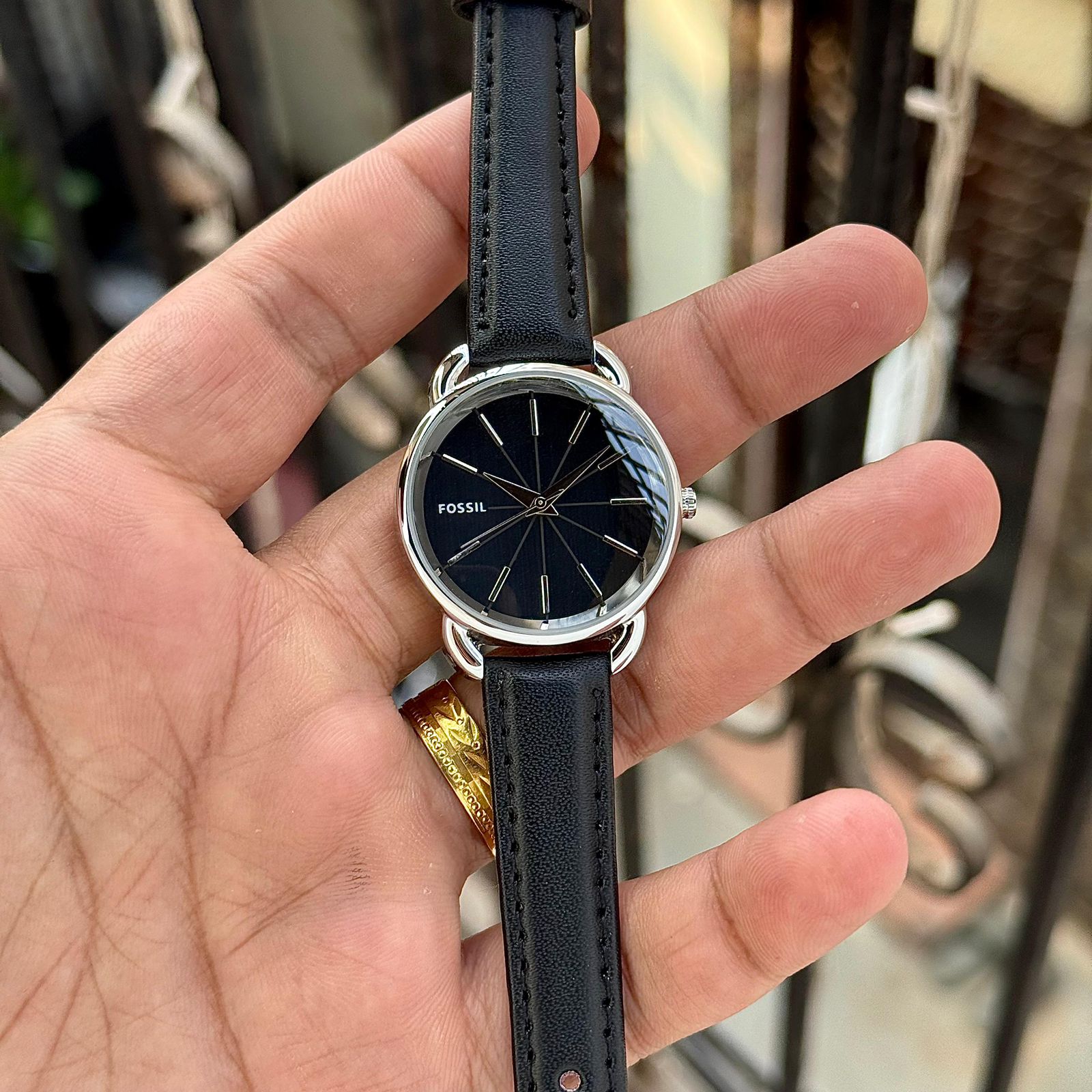 Buy First Copy Fossil Tailor ES4421 Leather Strap 33mm Quartz Movement Women’s Watch - Master Quality 7A Mirror at Lowest Price Online India
