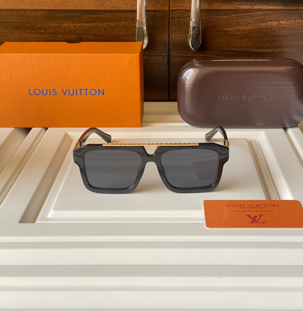 Buy First Copy Louis Vuitton Millionaire Sunglasses Square Black & Gold Men’s Luxury - Master Quality 7A Mirror at Lowest Price Online India