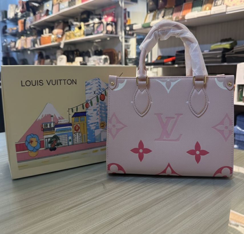 Buy First Copy Louis Vuitton OnTheGo Giant Monogram Luxury Versatile Tote - Master Quality 7A Mirror at Lowest Price Online India