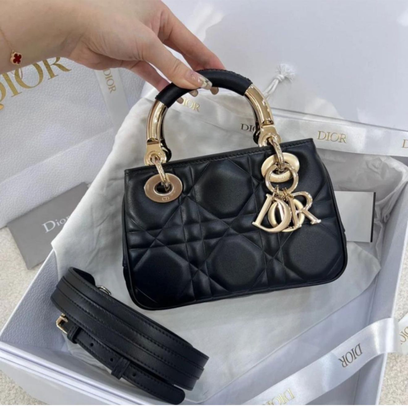Buy First Copy Christian Dior Lady 95.22 Micro Cannage Lambskin – Luxury Black & Gold 2-Way Handbag - Master Quality 7A Mirror at Lowest Price Online India