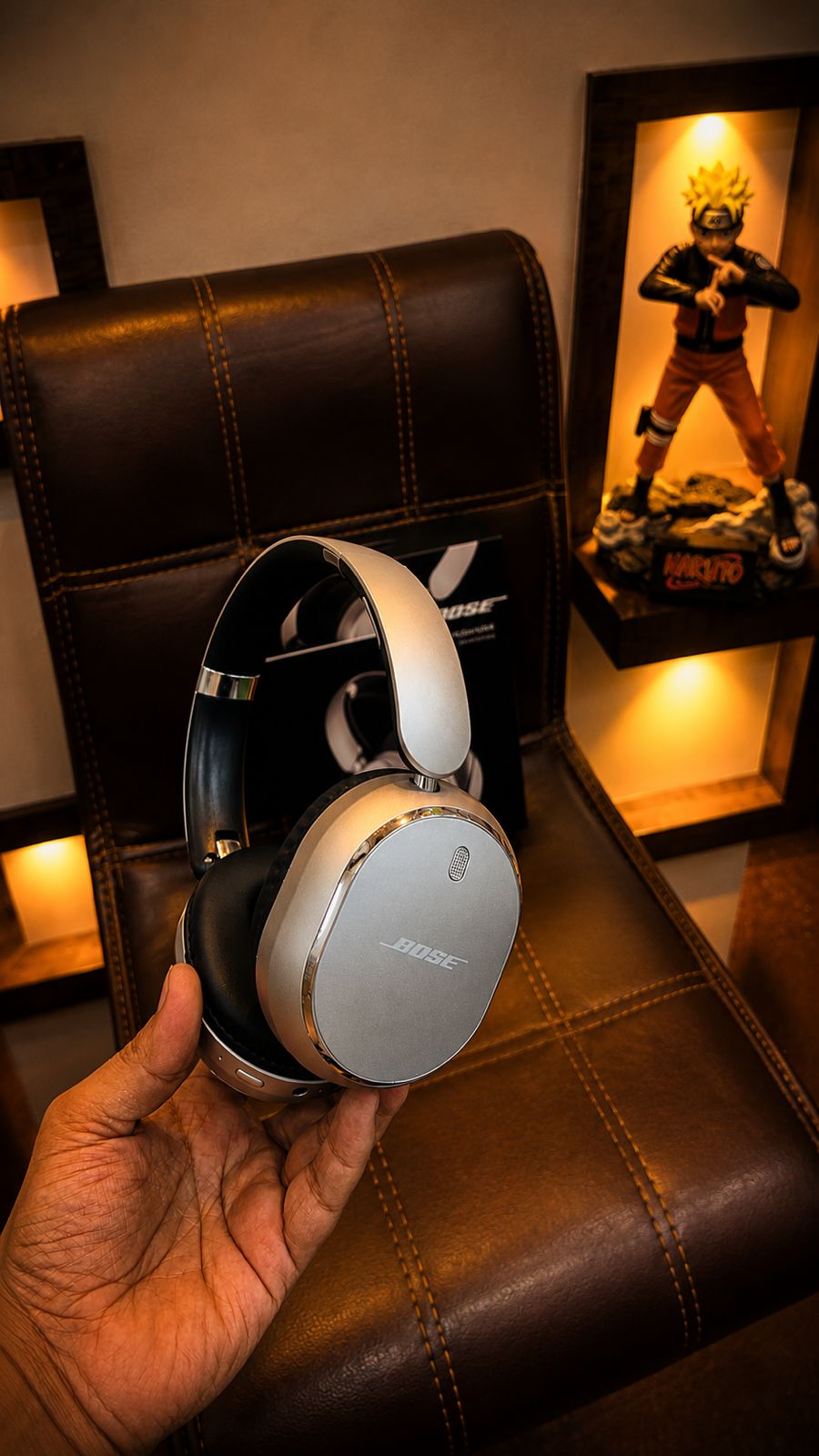 Buy First Copy Bose Qc30 Gen (Quietcomfort Ultra) First Time In India – 1:1 Master Replica – back view showing authentic design. Cash on Delivery available, Free shipping across India, Pan India delivery, 1:1 master replica with original box