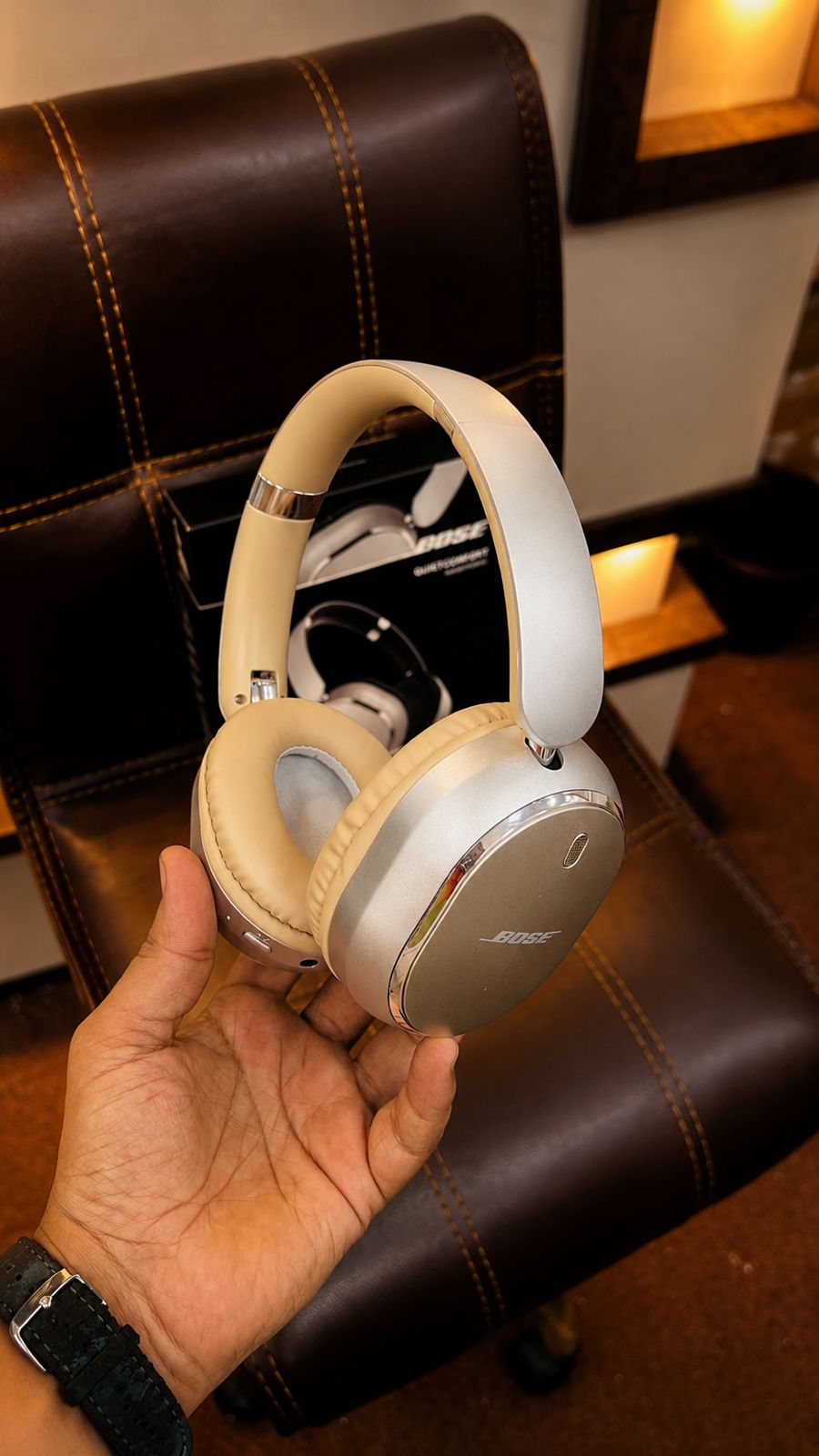 Buy First Copy Bose Qc30 Gen (Quietcomfort Ultra) First Time In India – 1:1 Master Replica – premium 1:1 master replica with original box packaging. Cash on Delivery available, Free shipping across India, Pan India delivery, 1:1 master replica with original box